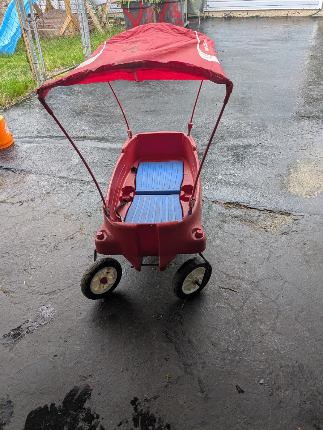 Radio Flyer All-Terrain Wagon with Canopy - photo 3