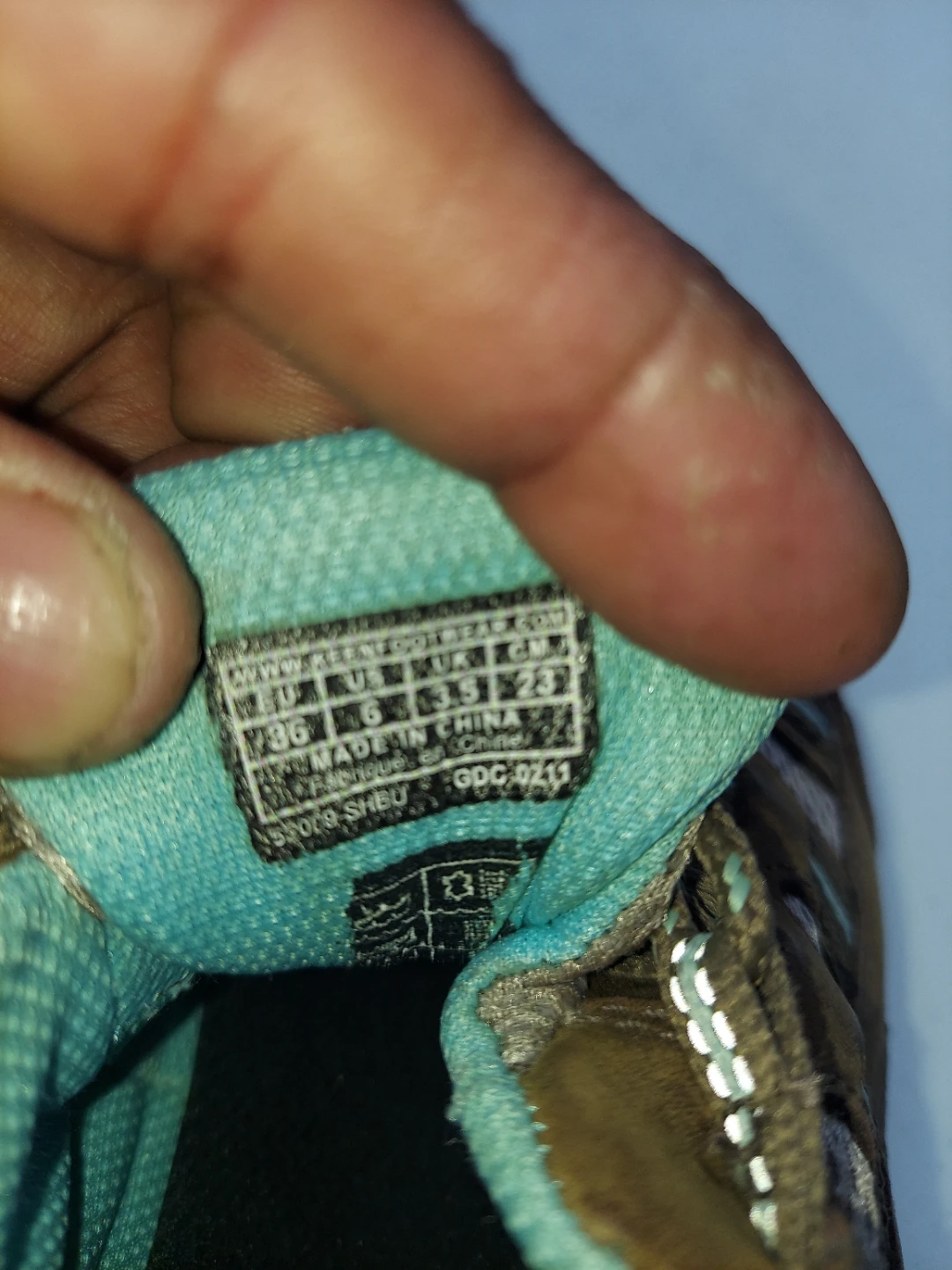 Keen Women's Hiking Shoes Size 6 - photo 4
