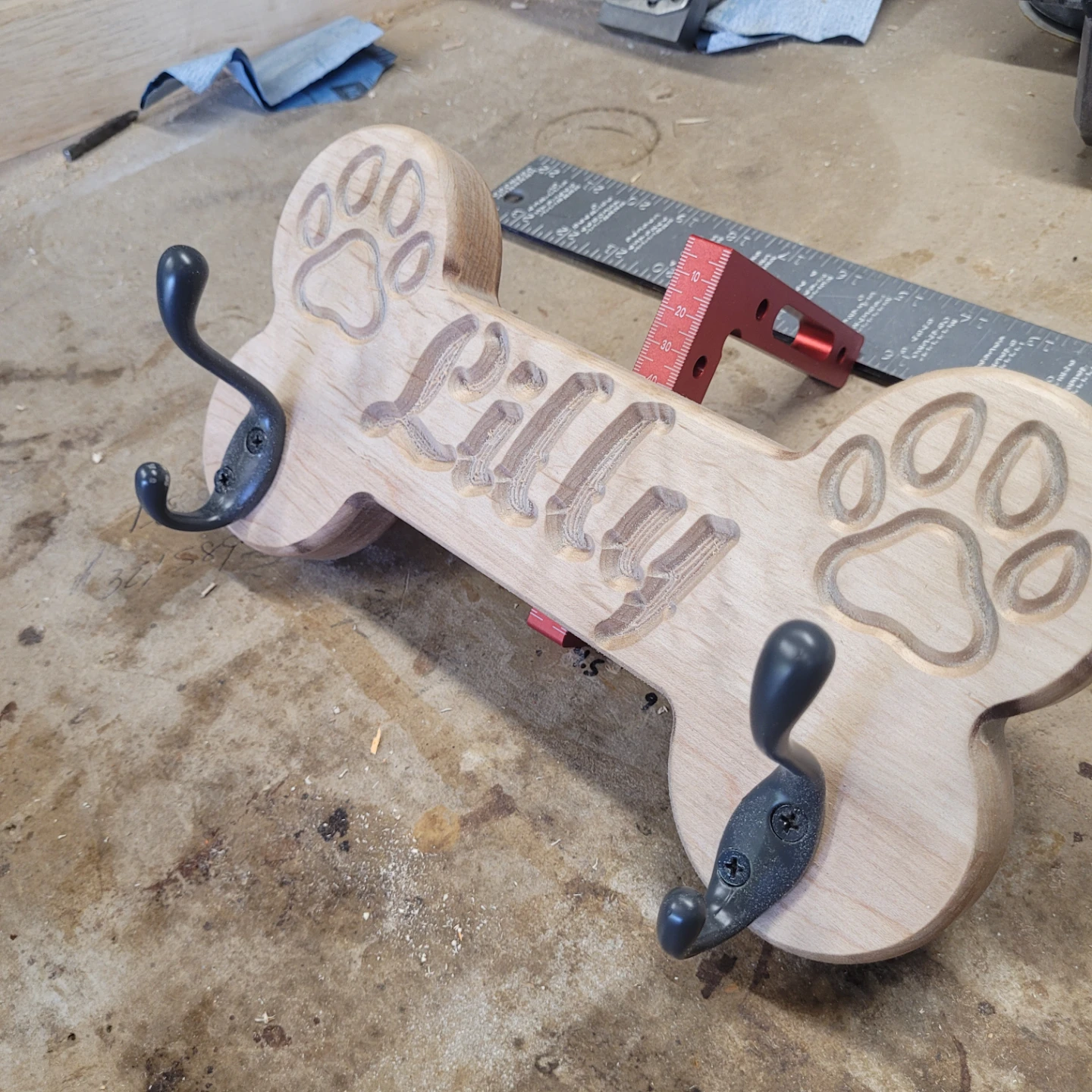 Custom Dog Bone Shaped Wall Hook - Personalized 'Lilly' - photo 2