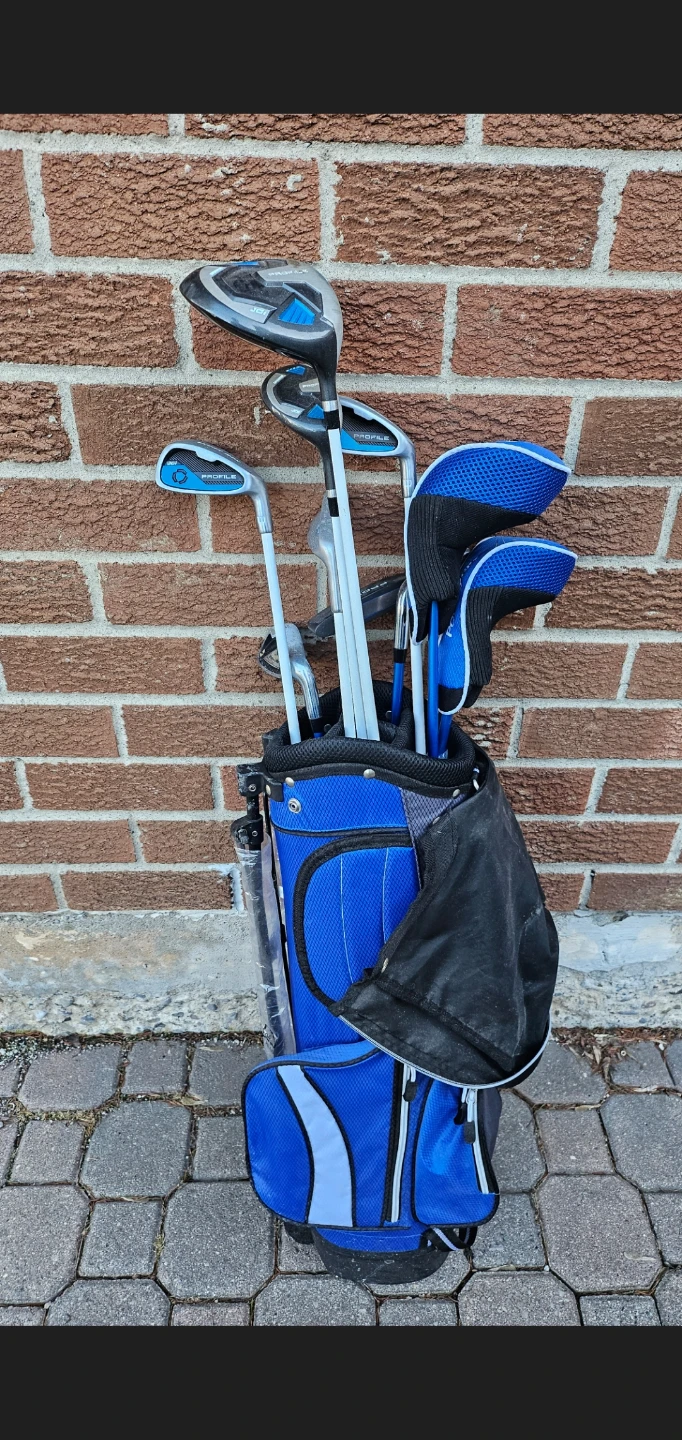 Profile Junior Golf Club Set with Bag