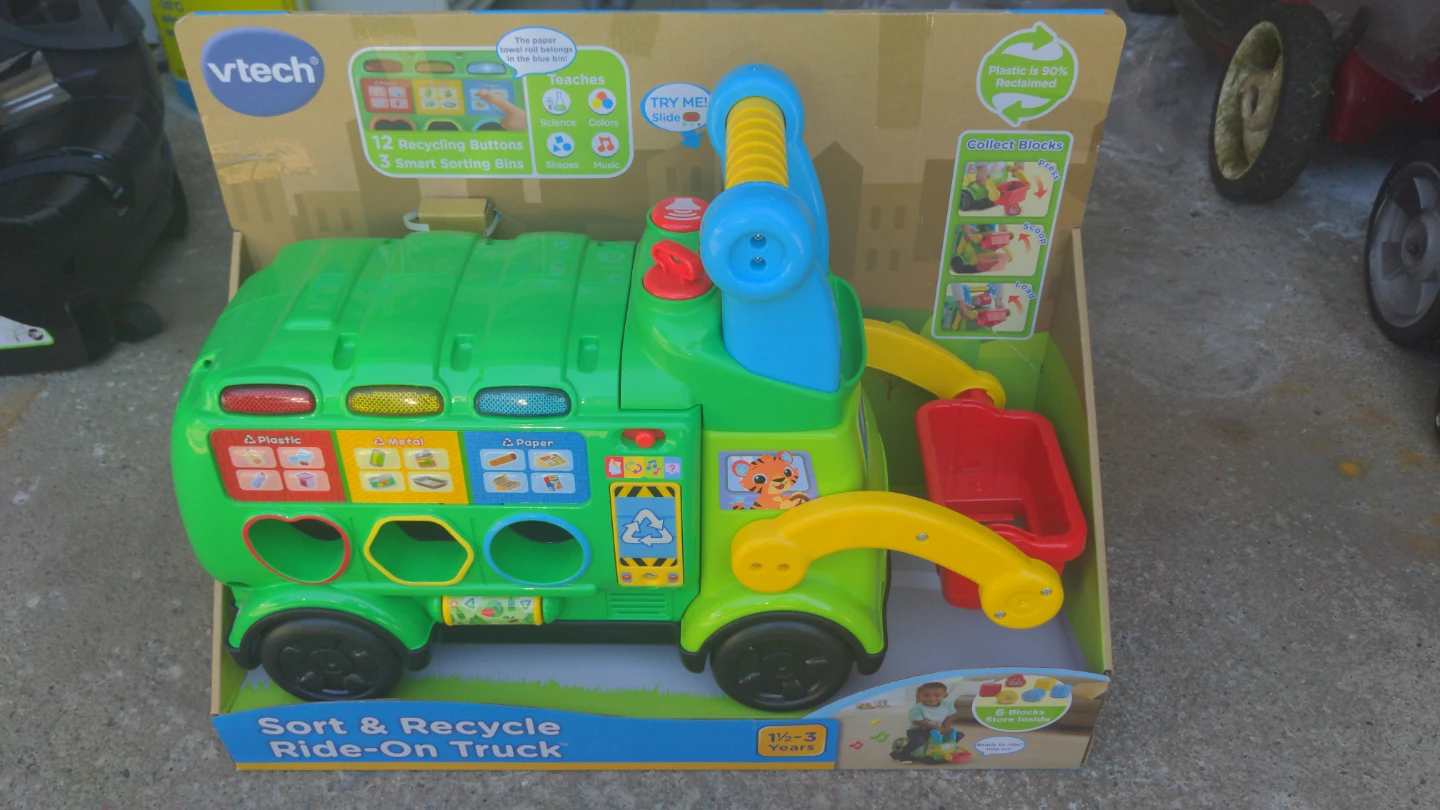 VTech Sort & Recycle Ride-On Truck