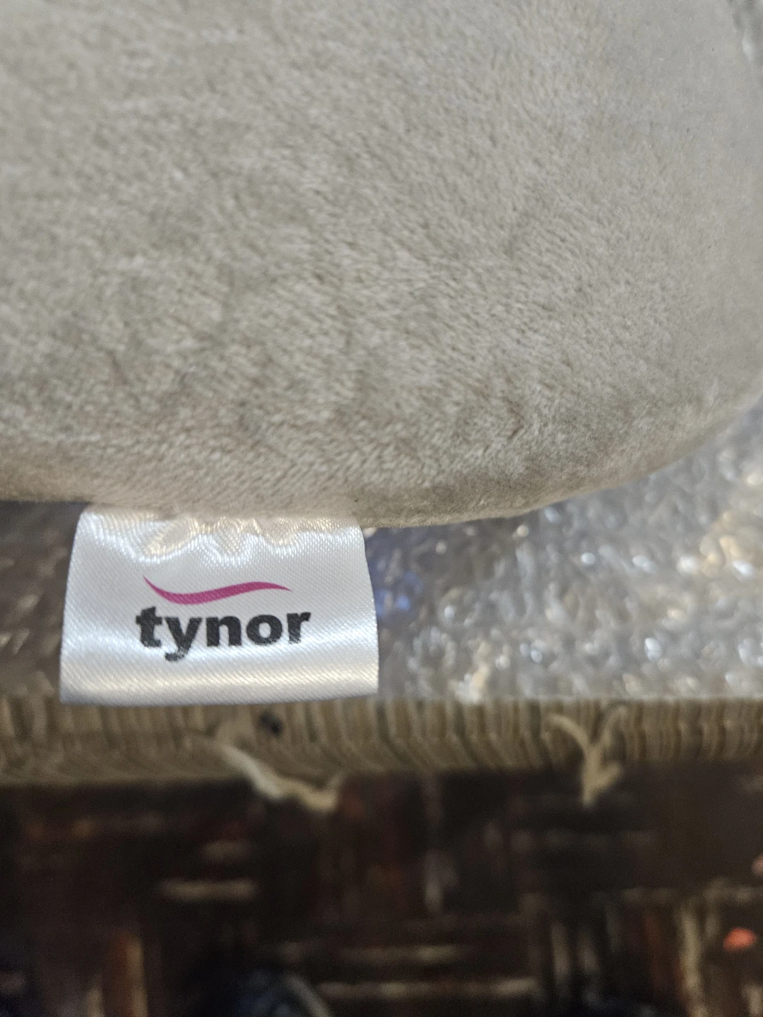 Tynor U-Shaped Neck Pillow - photo 5