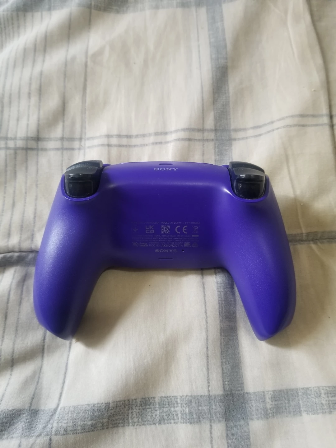 Sony PlayStation 5 DualSense Wireless Controller - photo 2