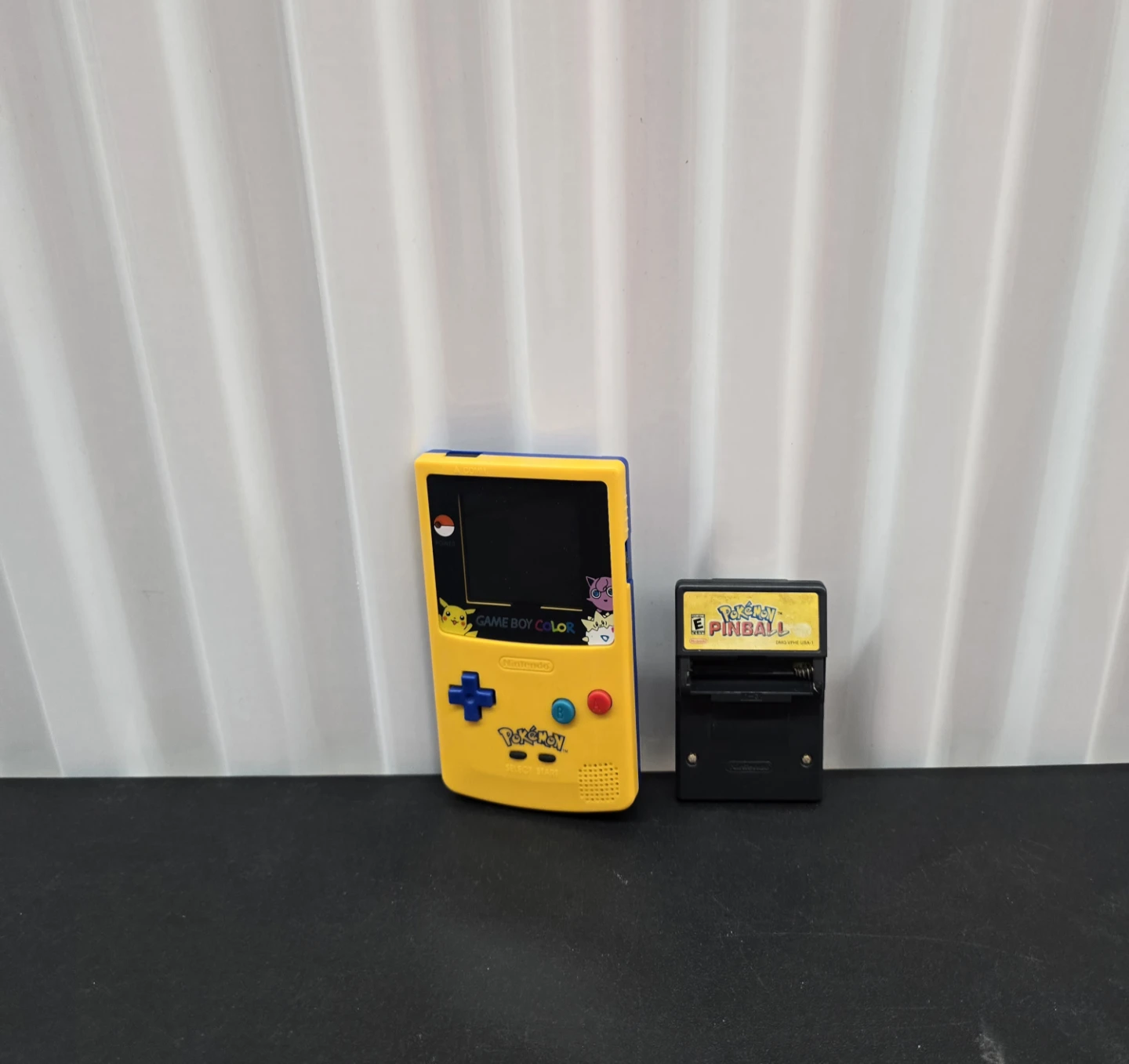 Nintendo Game Boy Color Yellow Pokemon Edition w/ Game