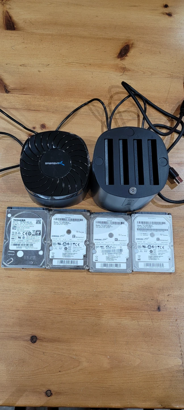 Sabrent 4-Bay HDD Docking Station with 4 x1tb Hard Drives - photo 2