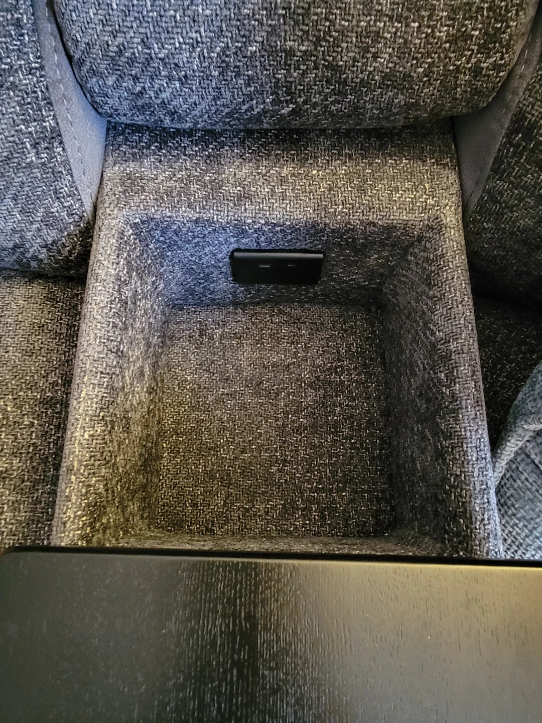 Blue reclining sofa with console - photo 4