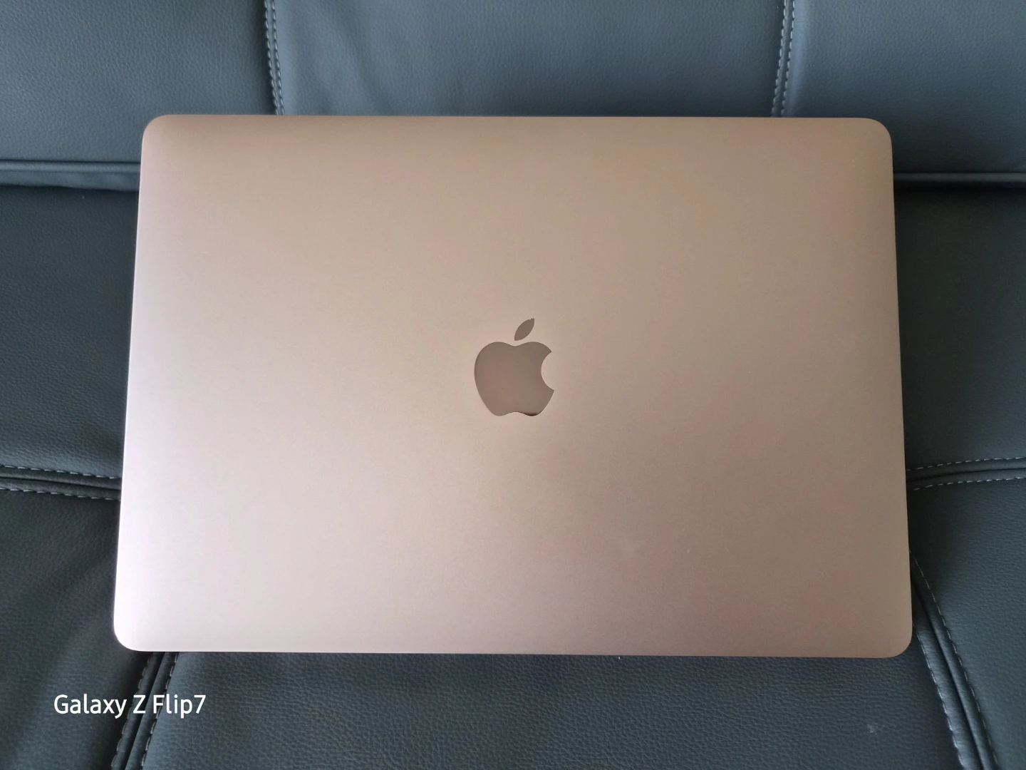 Apple MacBook Air (Rose Gold) 13 inch - photo 3