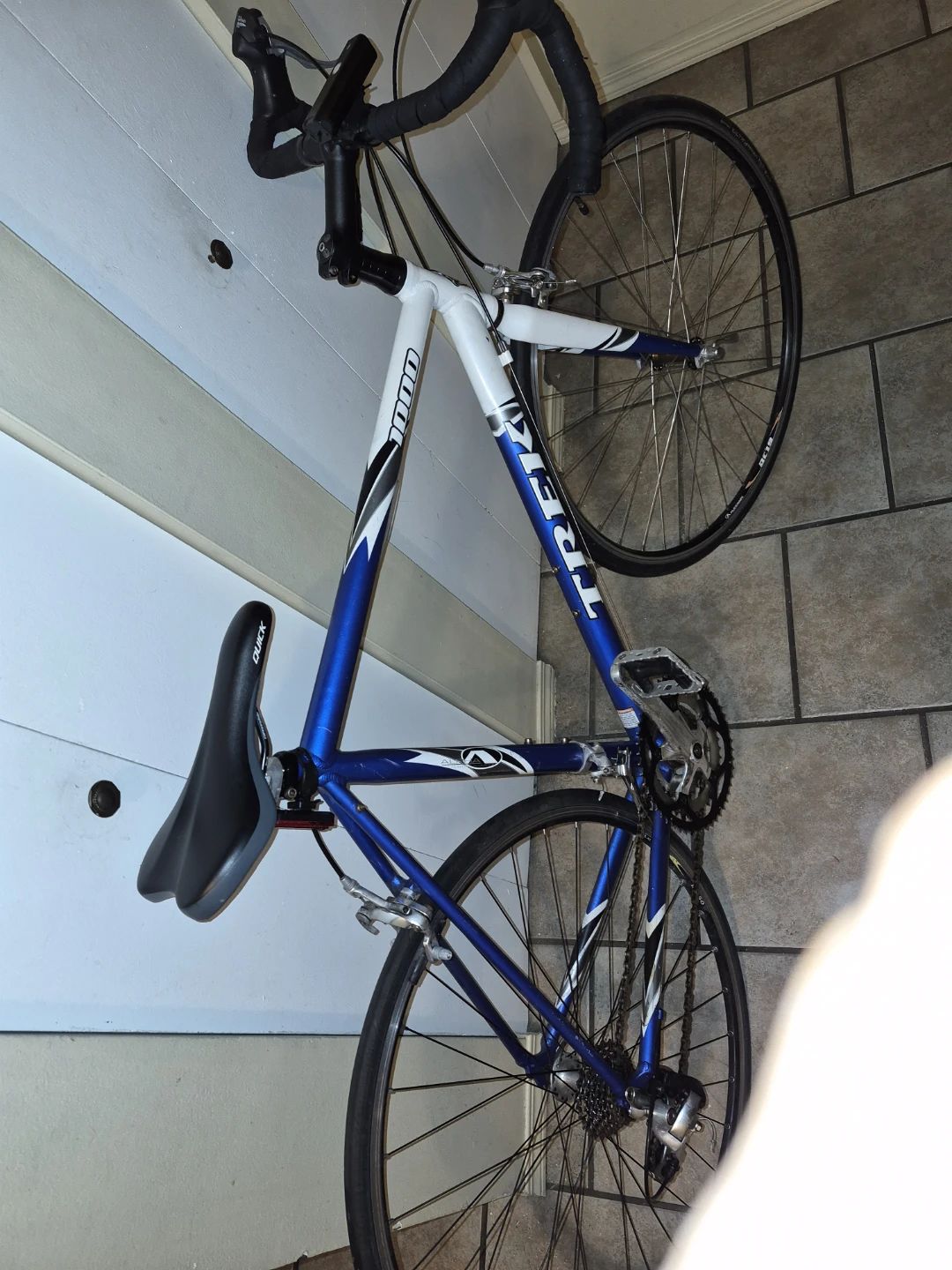 Trek 1000 Road Bike - photo 3