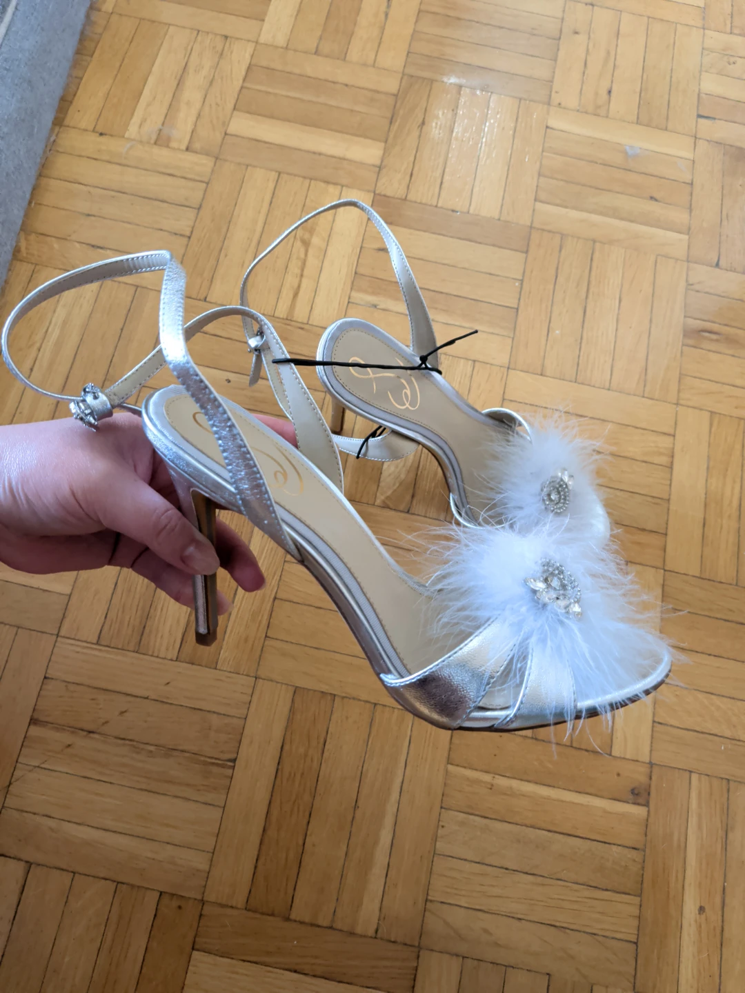 Sam Edelman Silver Feather Heels - photo 2