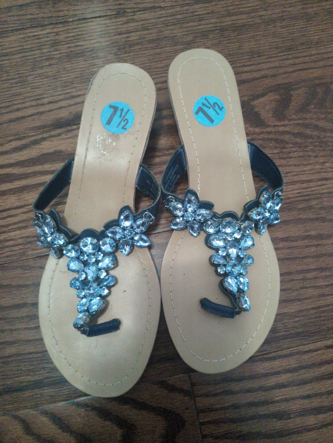 Women's Jeweled Flip Flops Size 7.5