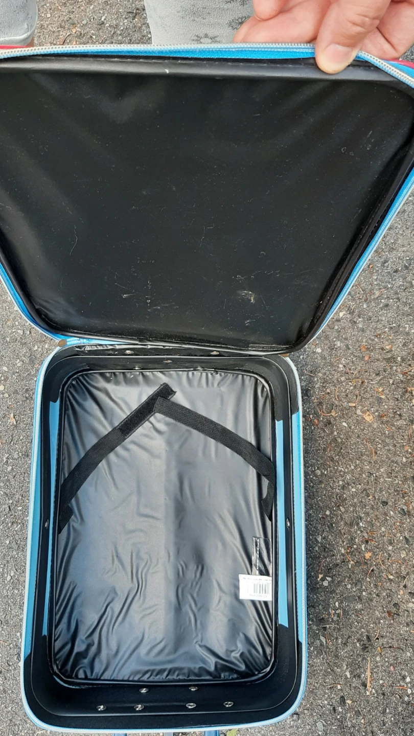 Spider-Man 2 Kids Rolling Luggage - photo 4