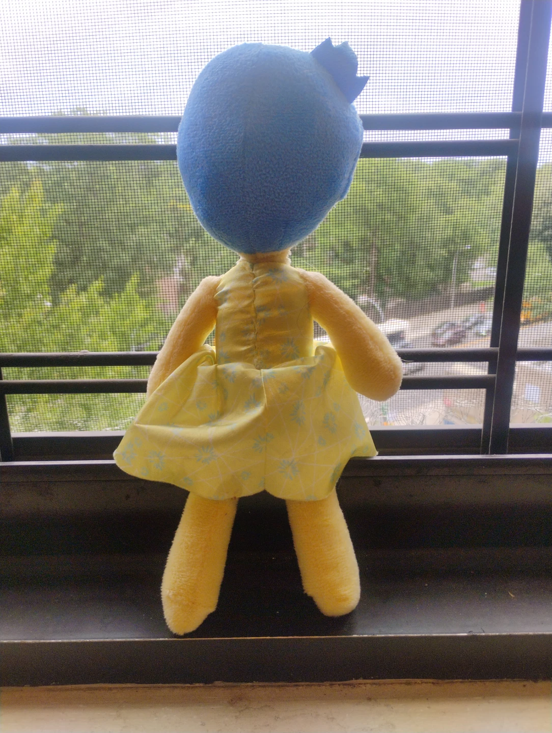 Disney Pixar Inside Out Joy Plush Toy - photo 2