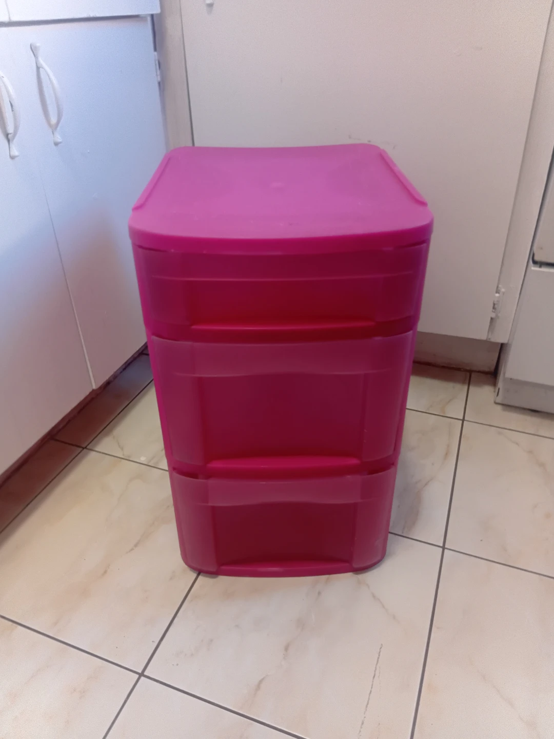 Free Pink Plastic Drawer Unit