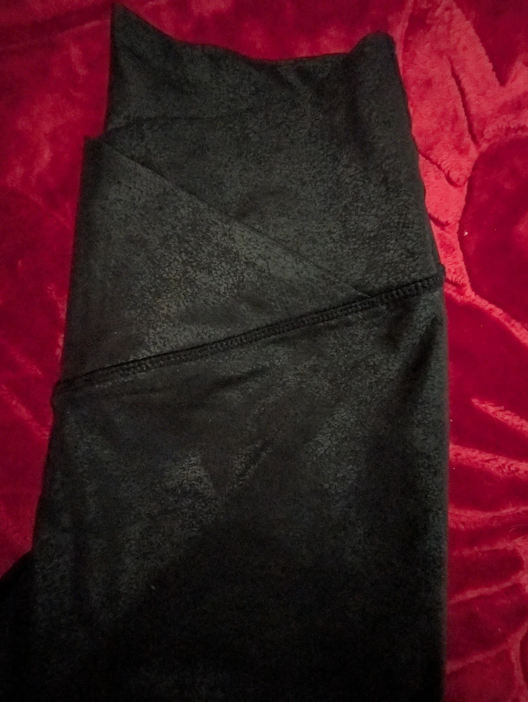 ⚽ OFFLINE by Aerie Black with silver shimmer Leggings Size M - photo 4