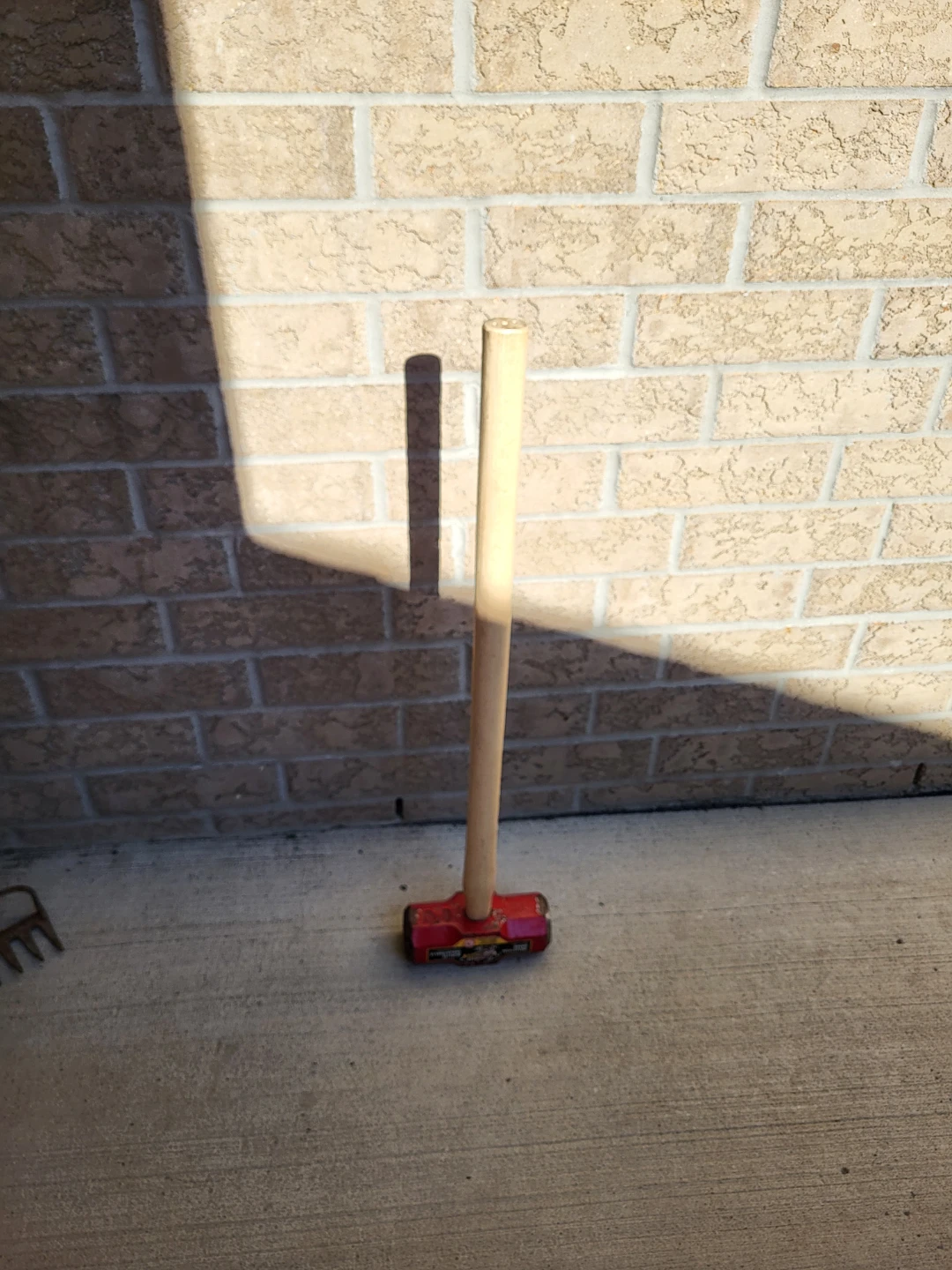 Grant Industrial Sledge Hammer 12.5 lb Tool