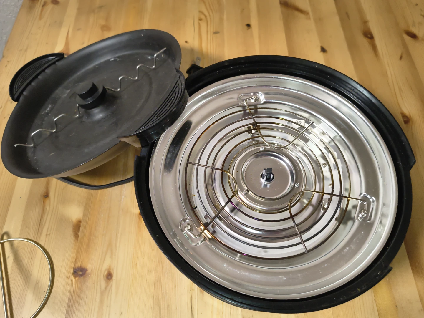 Electric Griddle with Lid - photo 2