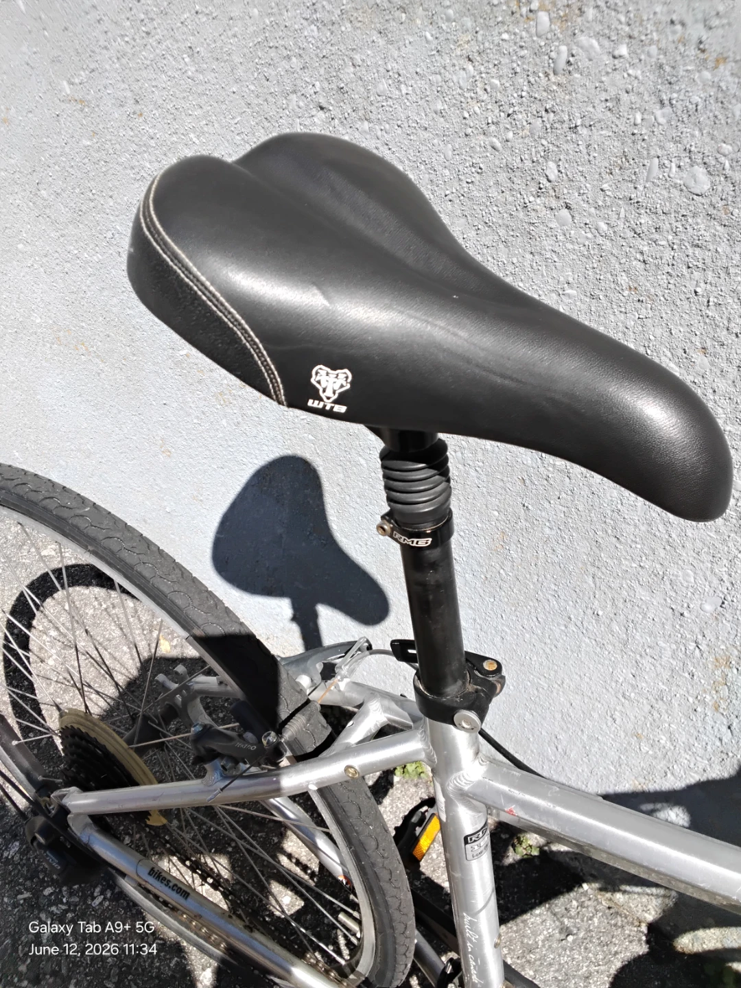 ROCKY MOUNTAIN BICYCLE,24 SPD,18",ALUMINUM,FRONT SHOCKS - photo 3