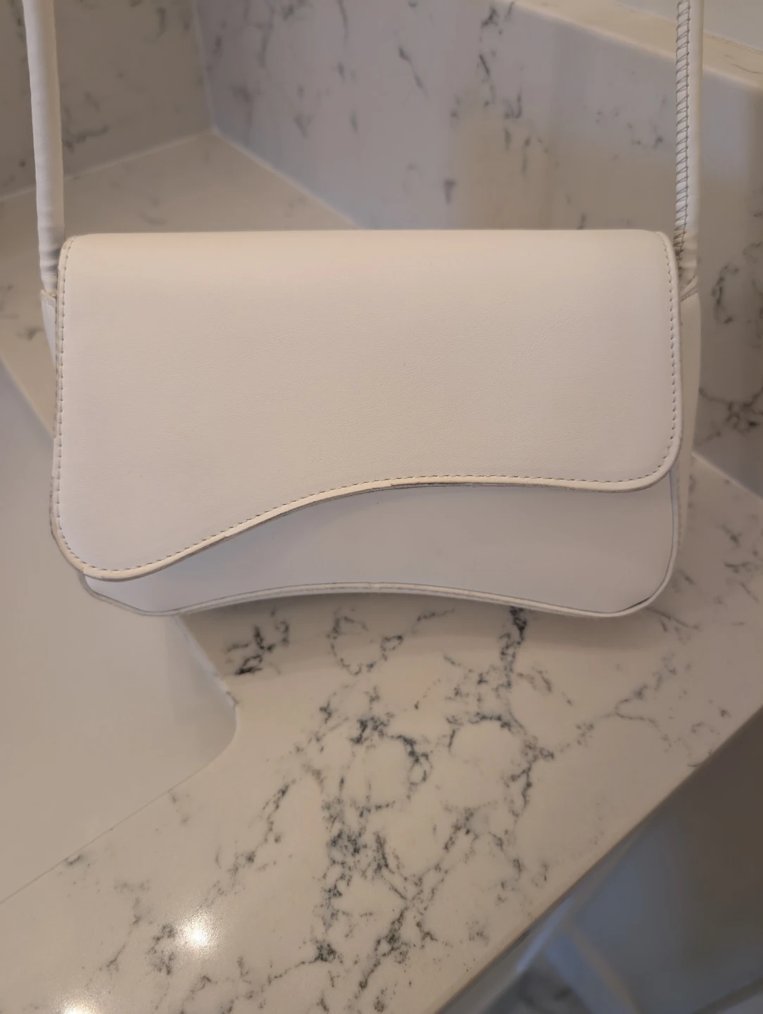 White shoulder bag