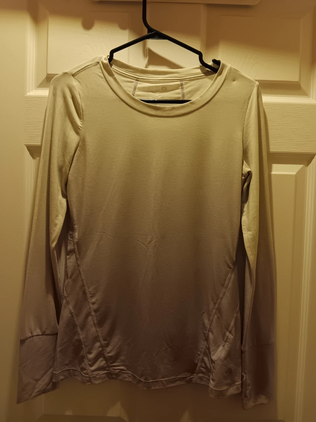 Gap Fit Long Sleeve Athletic Top