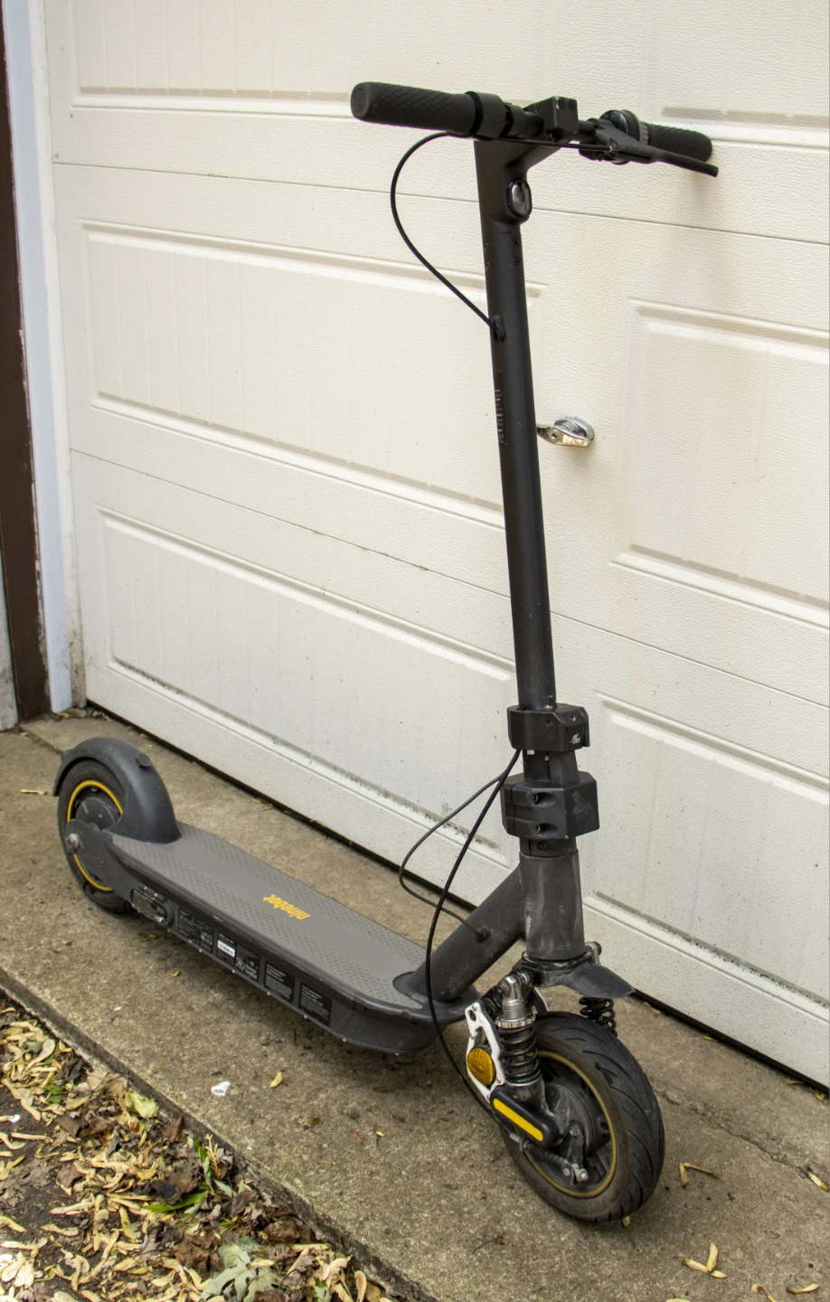 Segway Ninebot G30P eScooter w/ front suspension