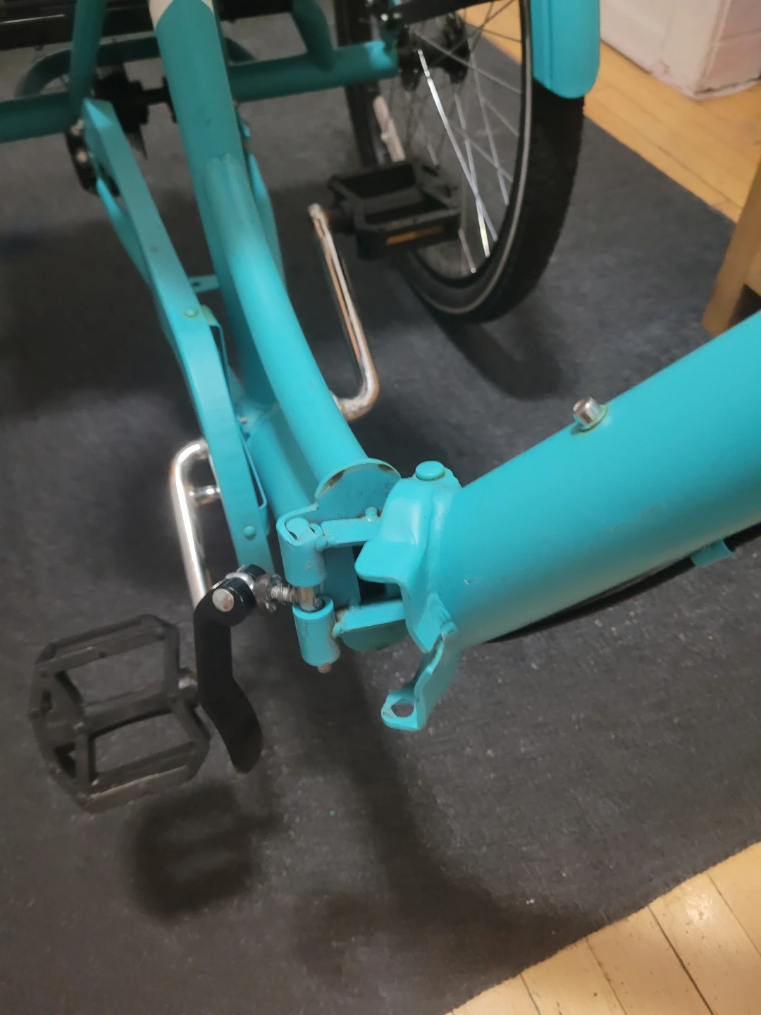Viribus 24in. Folding trike. - photo 2