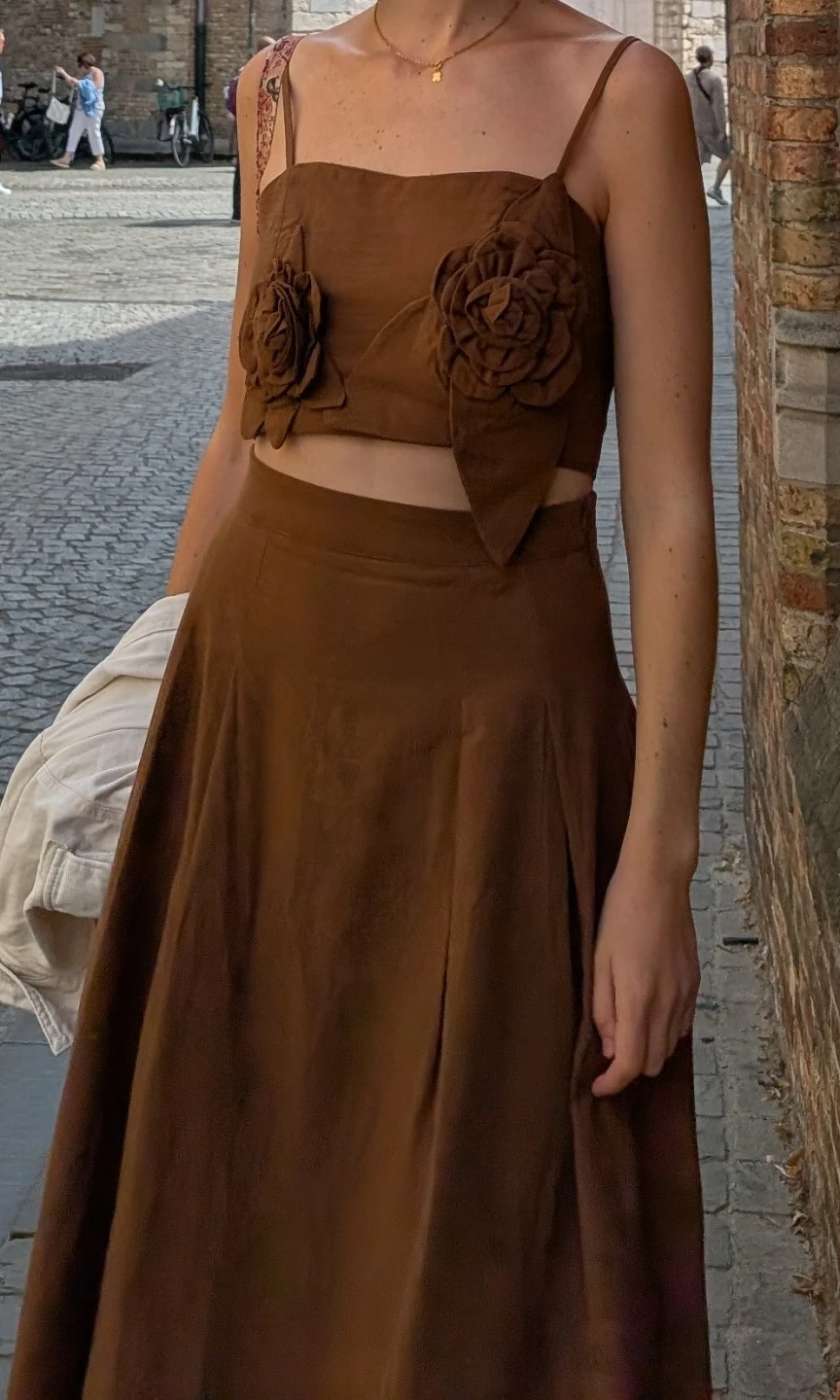 Elegant brown dress - photo 3