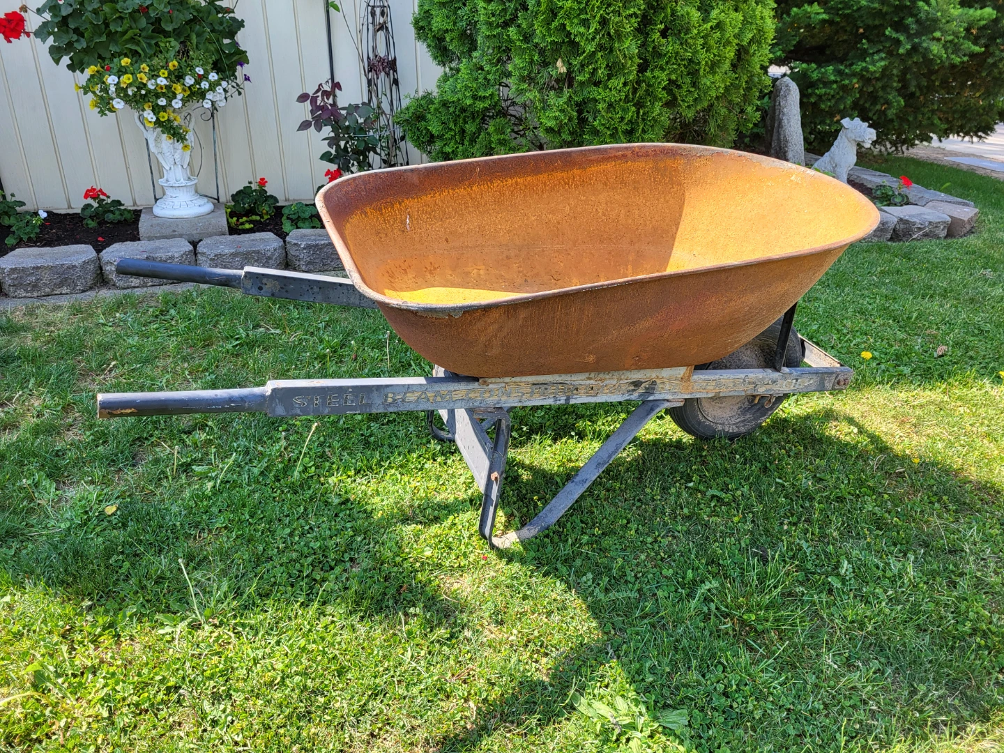 Solid Steel Wheelbarrow no holes!