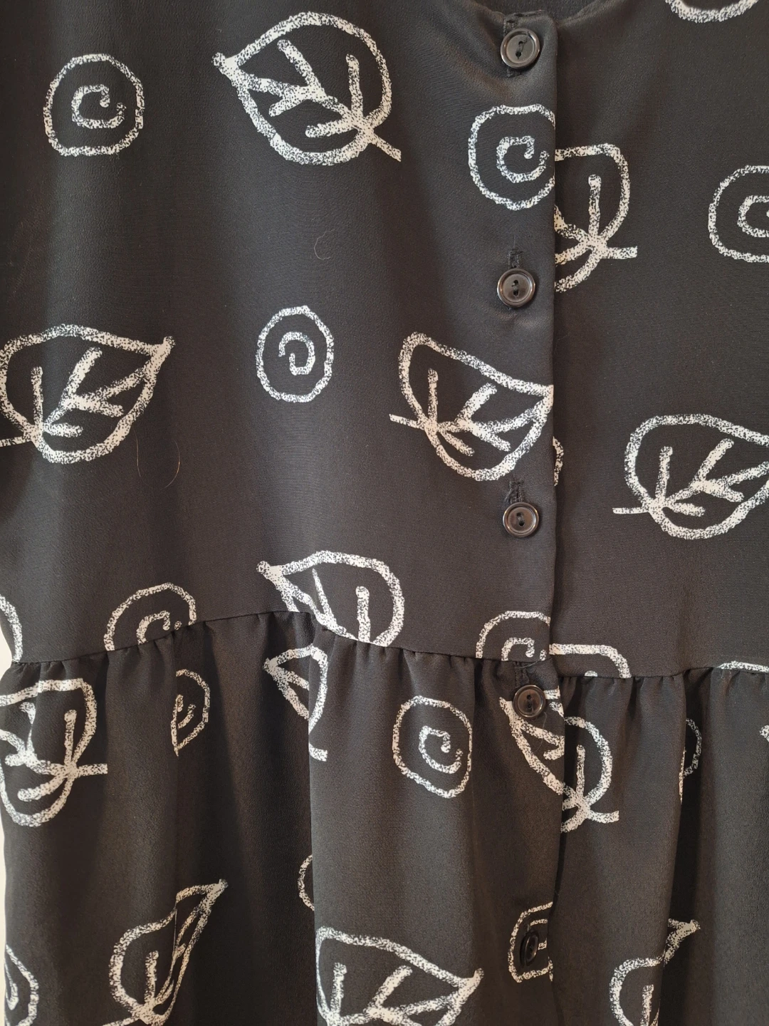 Jessica Black Leaf Print Button-Up Dress Size 16 - photo 2