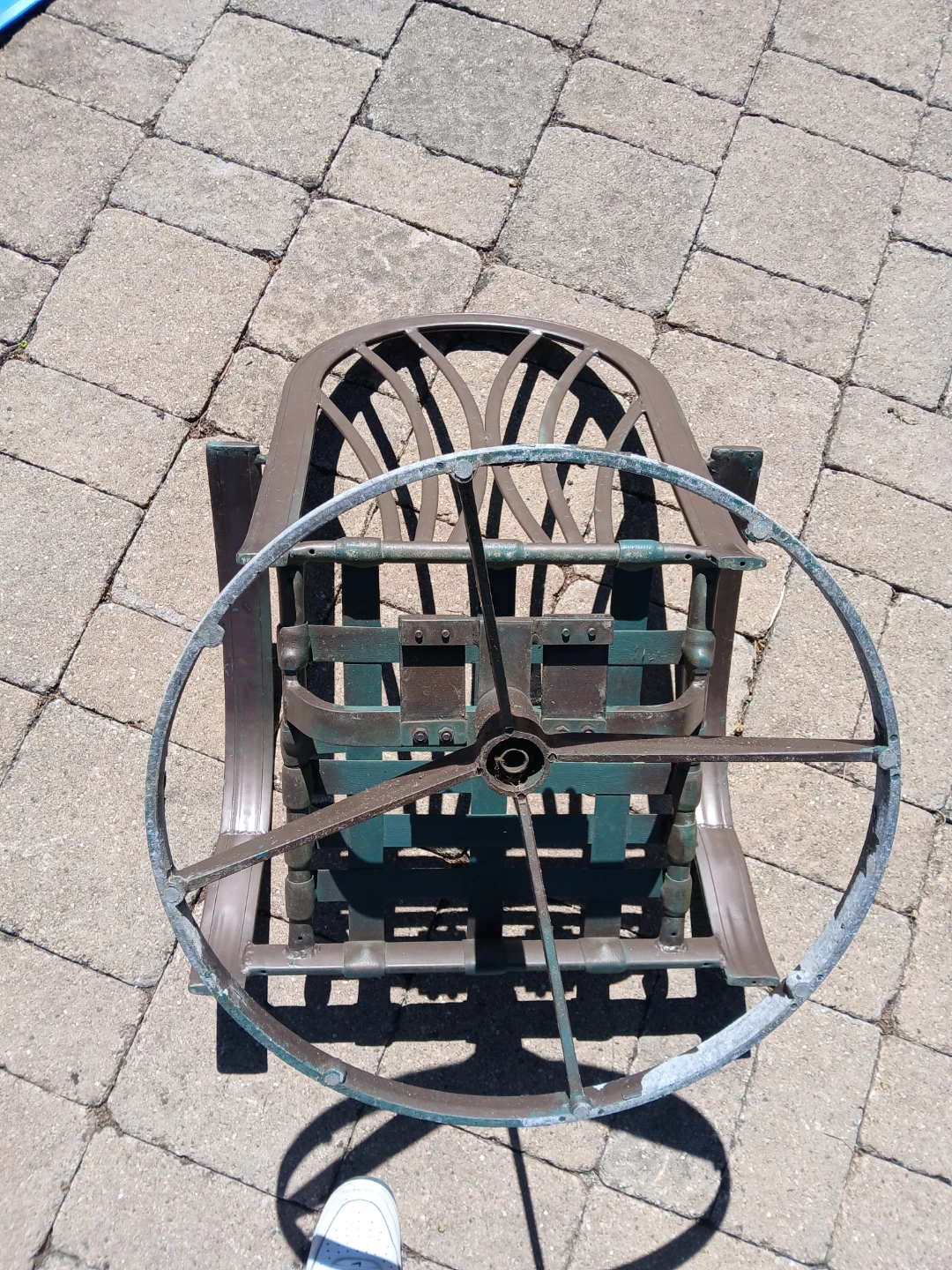 Set of 4 Metal Patio Swivel Chairs with Teal Straps - photo 3
