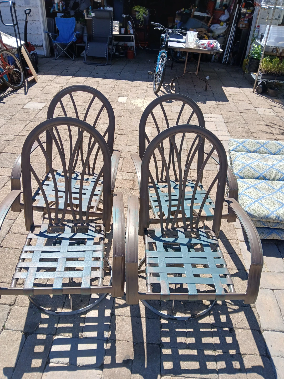 Set of 4 Metal Patio Swivel Chairs with Teal Straps - photo 4