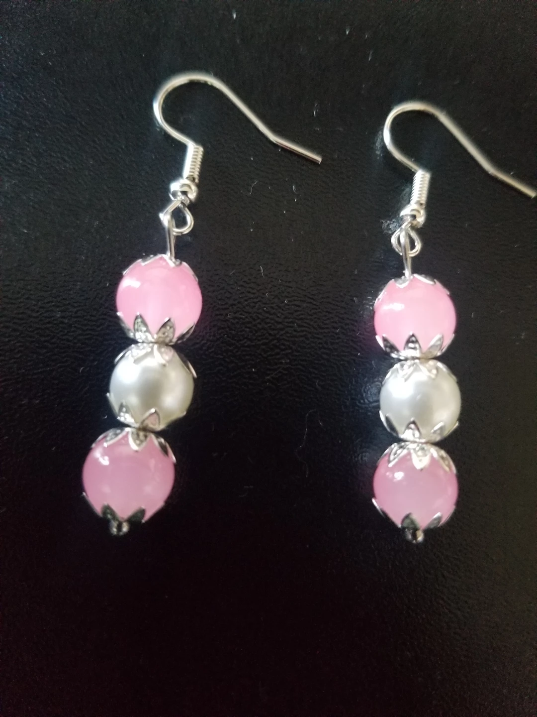 Pink and Silver Beaded Dangle Earrings⚽️