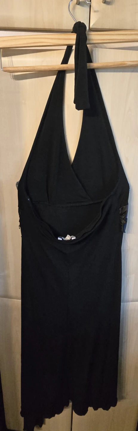 R & W Black Halter Dress with Satin Bow [M] - photo 2