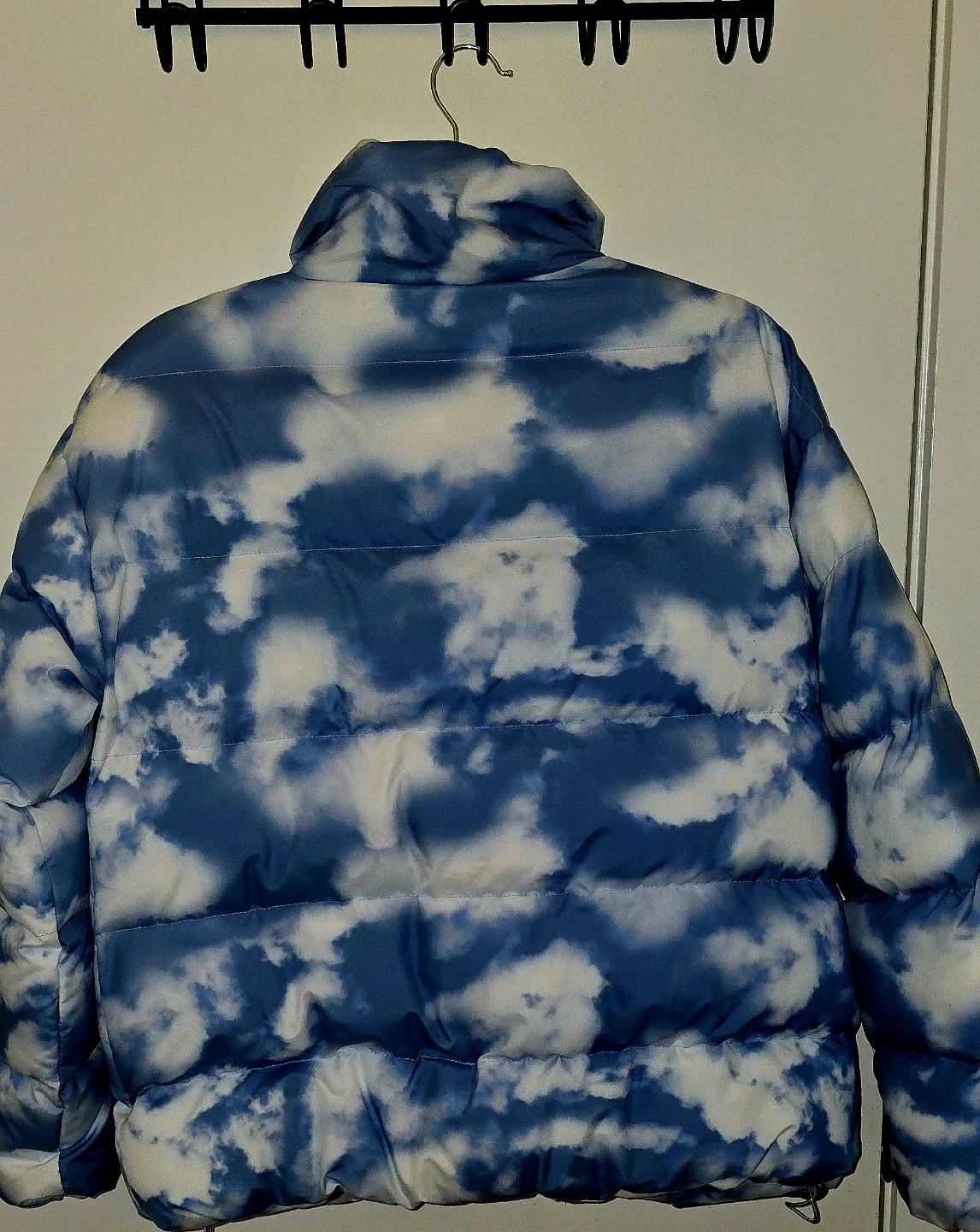 Blue Cloud Puffer Jacket  - Size Medium - photo 2