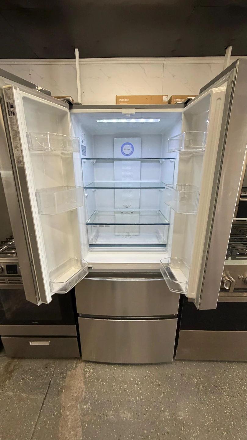 Haier 28in Stainless steel 4 door refrigerator - photo 2