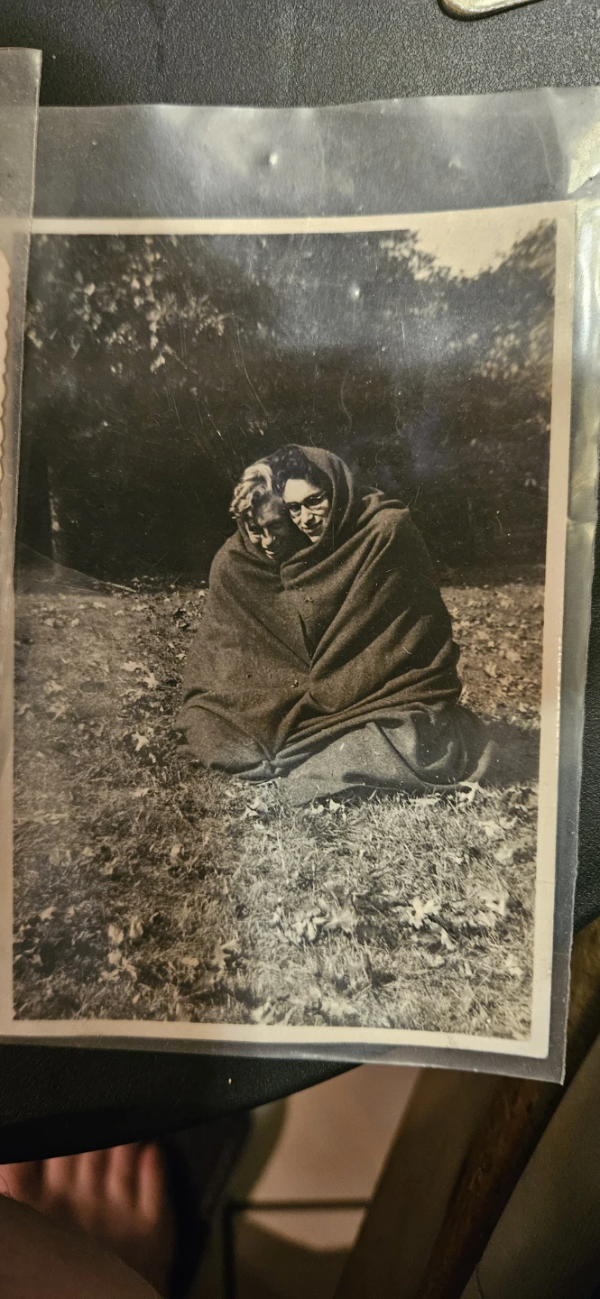 Antique photos of young gay couples from Russia. - photo 2