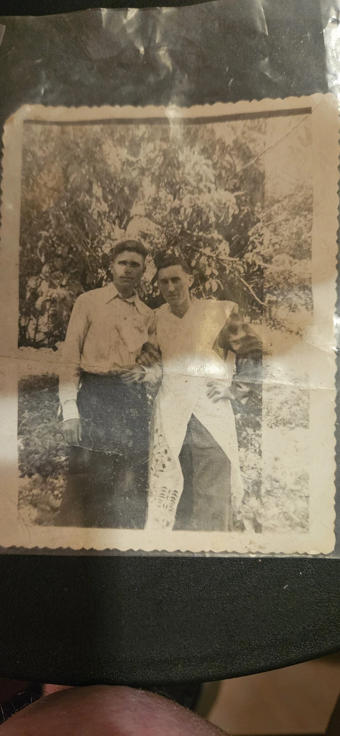 Antique photos of young gay couples from Russia. - photo 4