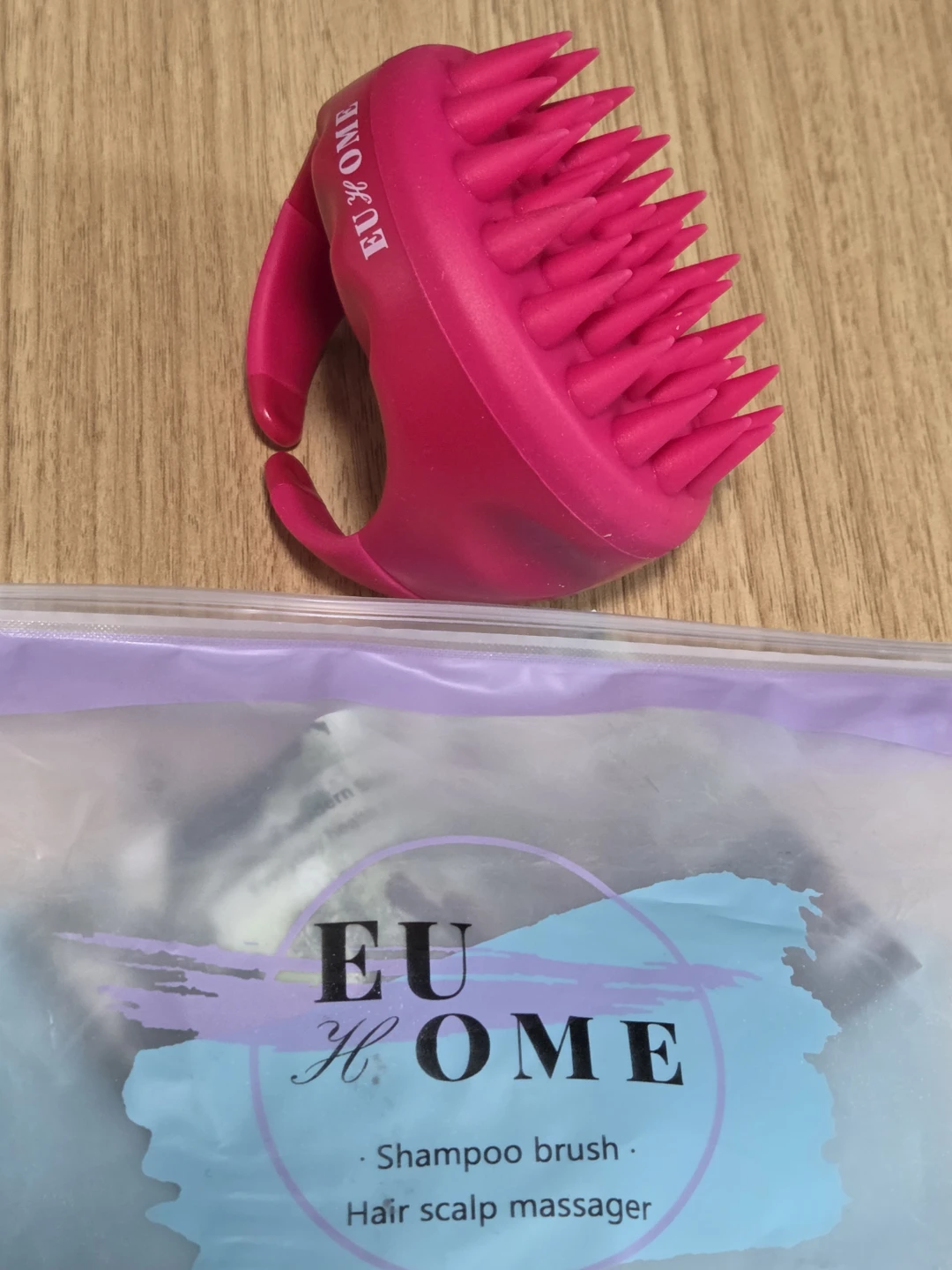 EU HOME Pink Shampoo Brush and Scalp Massager