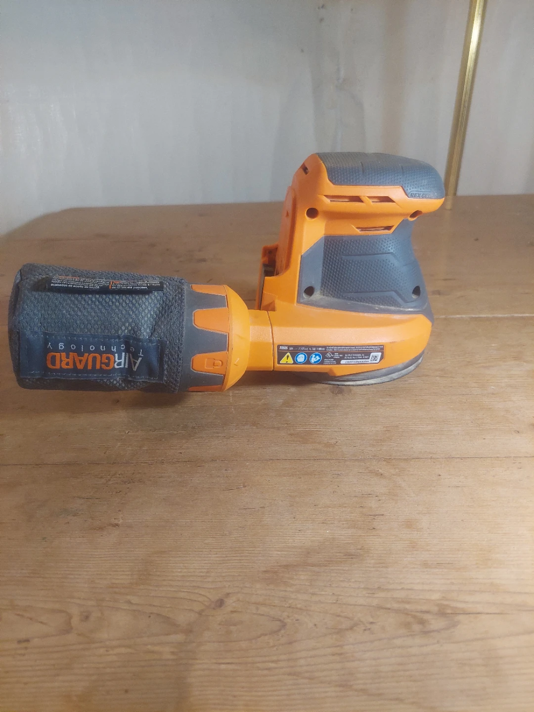 RIDGID 18V Cordless Orbital Sander plus accessories - photo 4