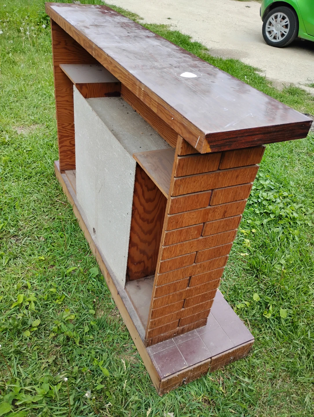 Decorative Fireplace with Shelving - photo 4