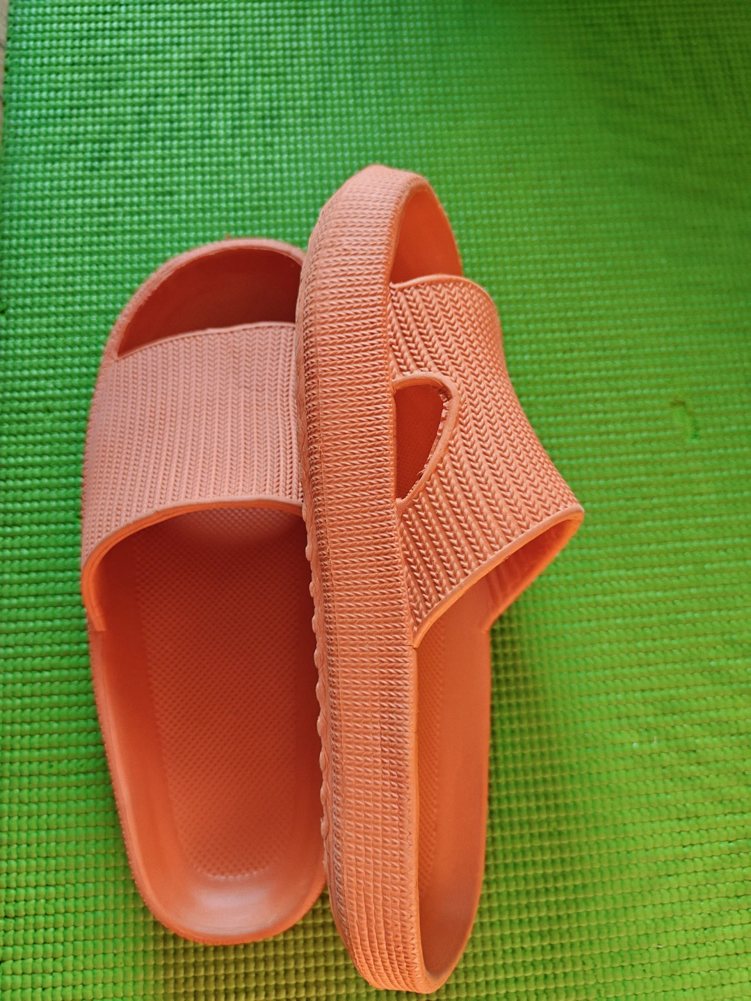 Orange Slides - Size 7/8