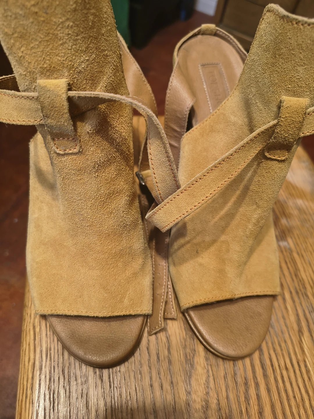 Topshop Suede Block Heel Sandals - Tan