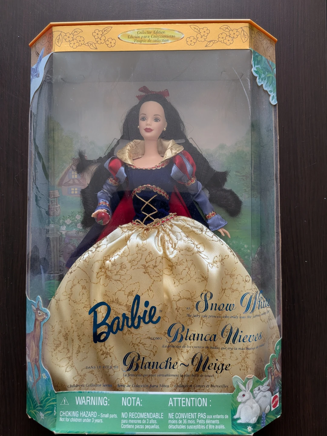 Snow White Collector Barbie (1998)