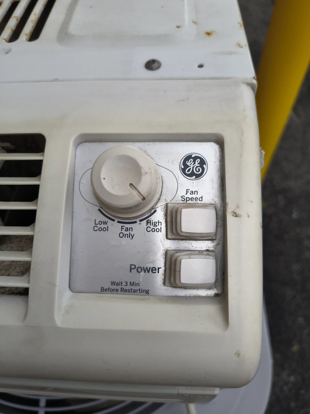 Ge 5100 btu air conditioner - photo 2