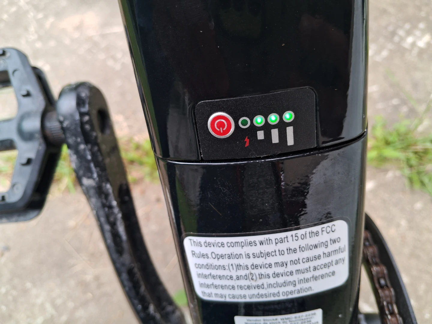 Hyper Hero Lectro E-Bike 27.5” 250W Like New Detachable Battery - photo 3
