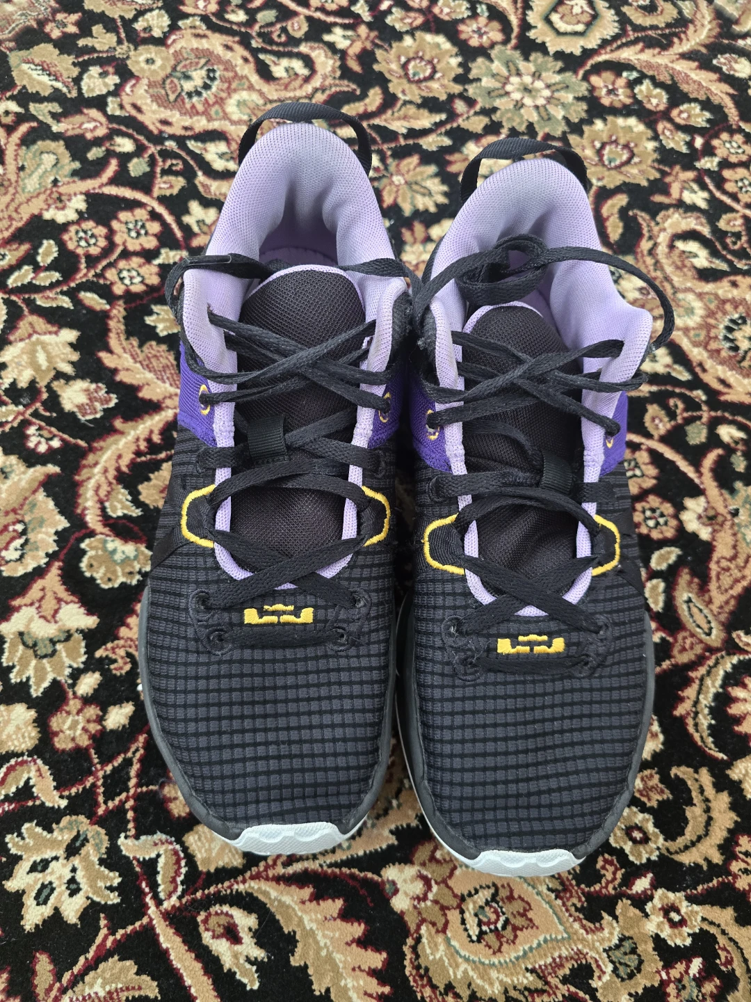 NIKE LEBRON Basketball shoes ..👟🏀 - photo 2