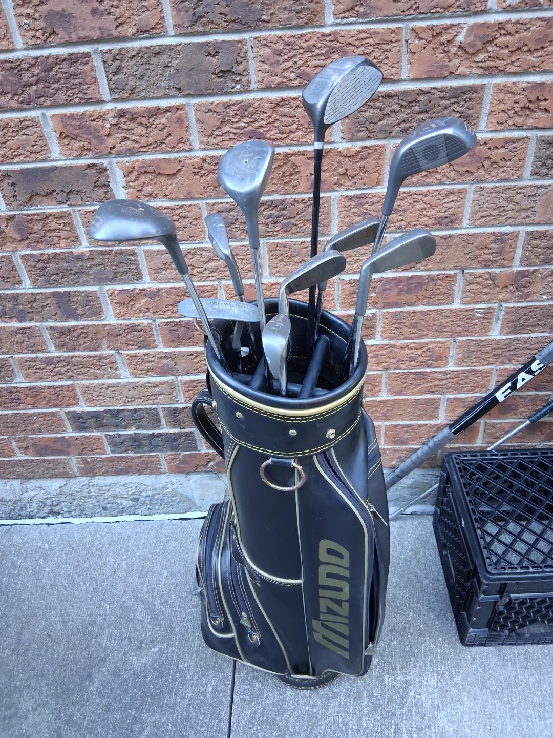 Golf clubs