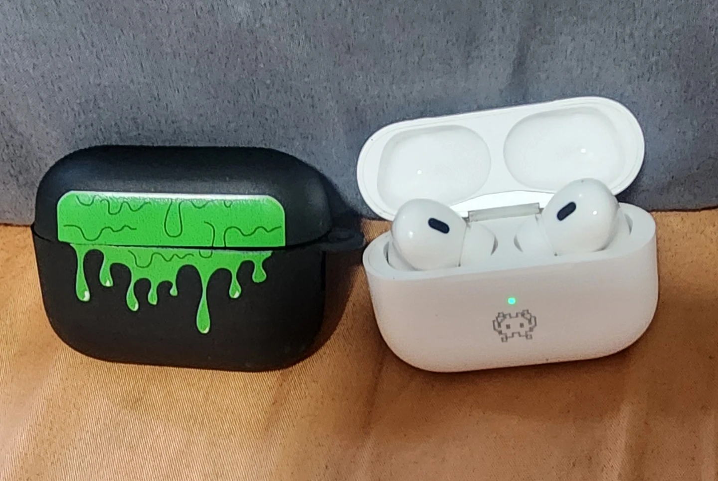 AirPods Pro + Case with Drip Design - photo 2