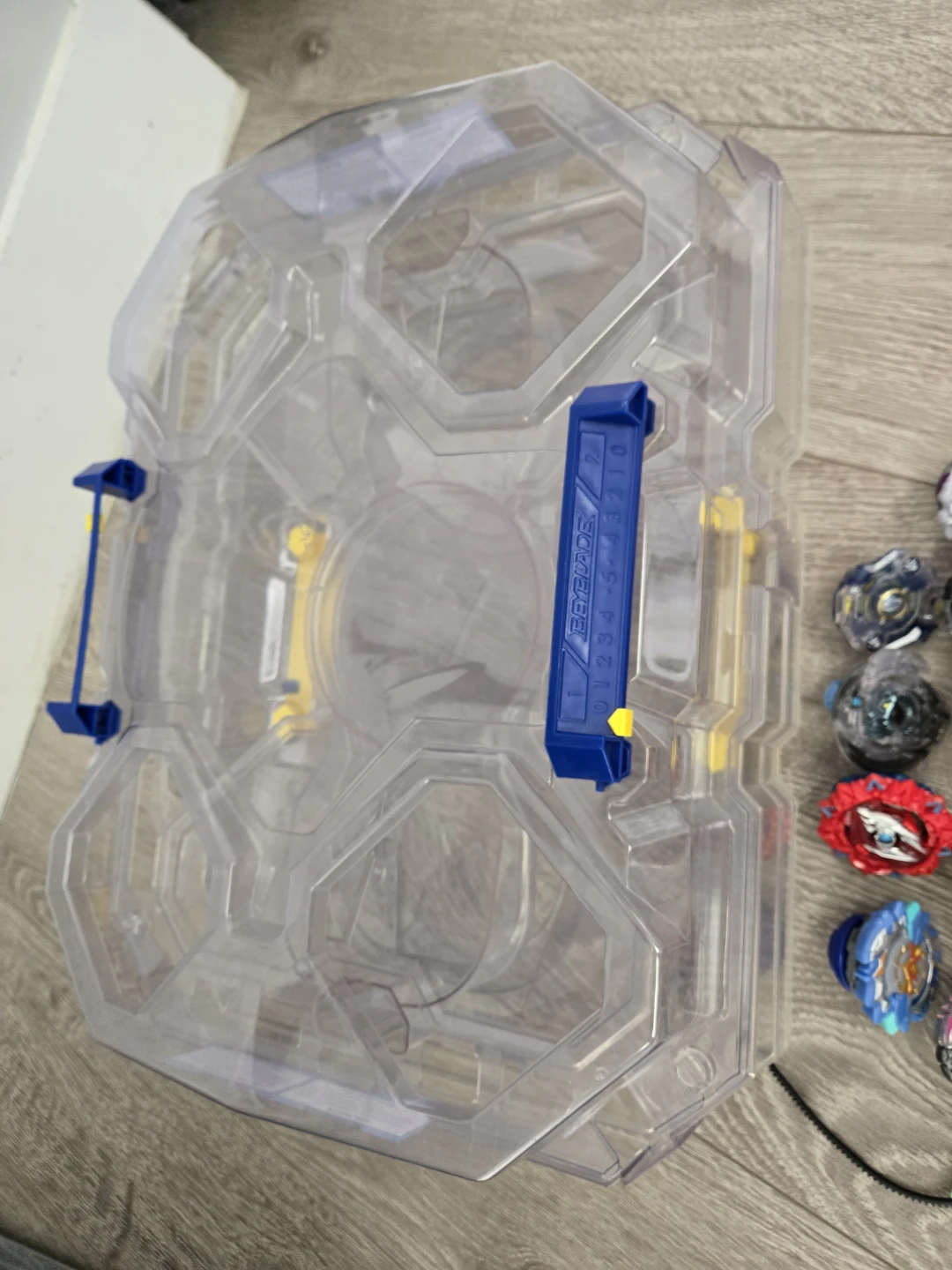 Bayblade arena toy playset - photo 4