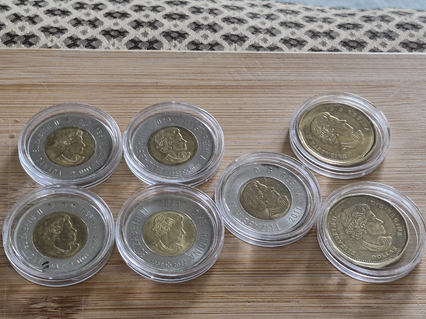 Collectibles Twoonies - photo 2