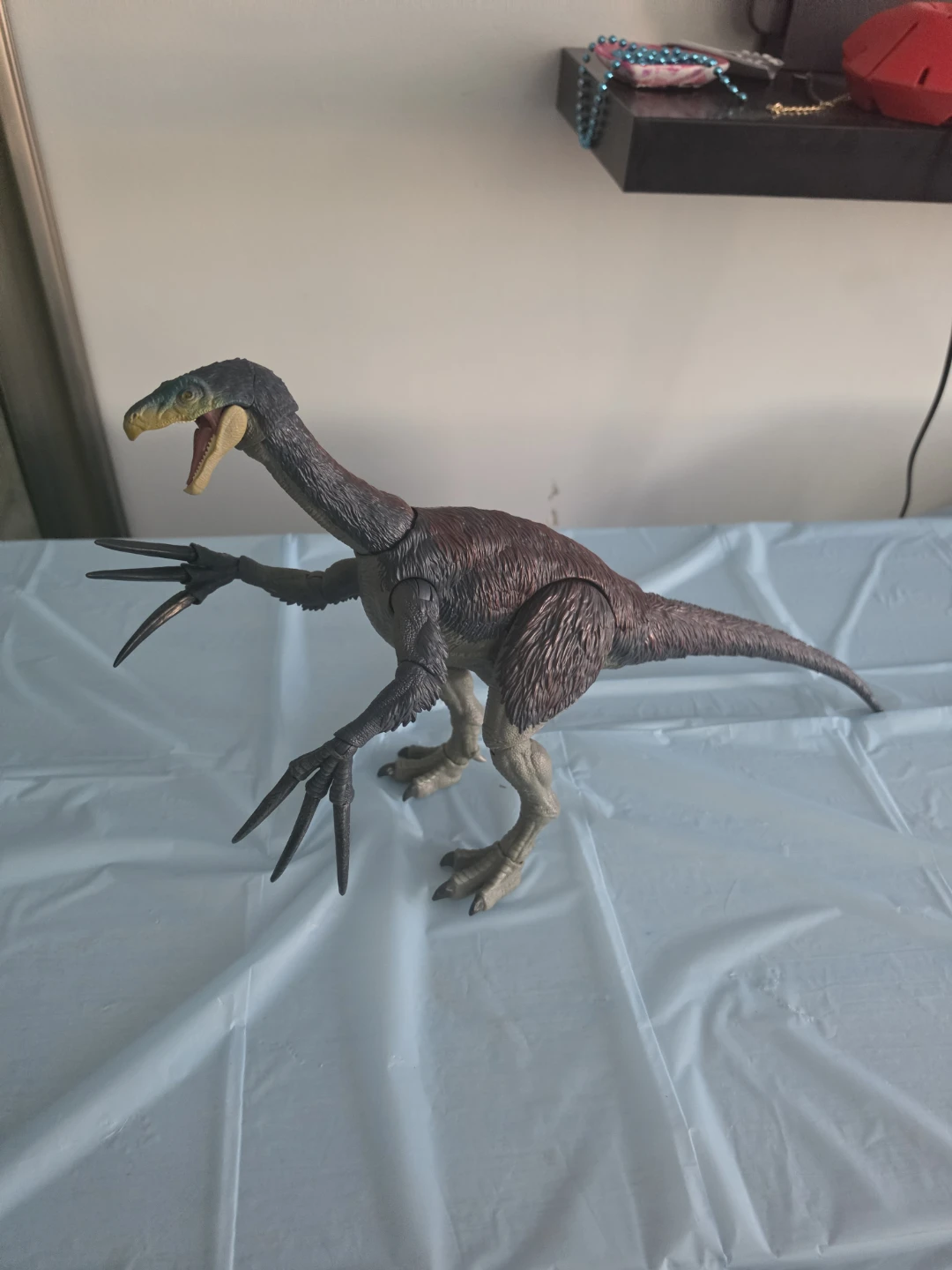 Jurassic World Therizinosaurus Dinosaur Action Figure - photo 2